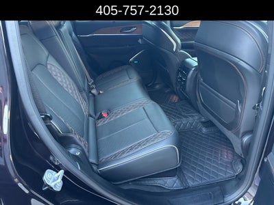 2023 Jeep Grand Cherokee Summit