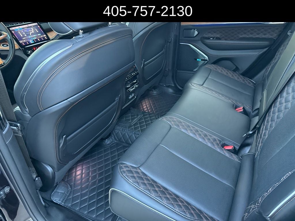 2023 Jeep Grand Cherokee Summit