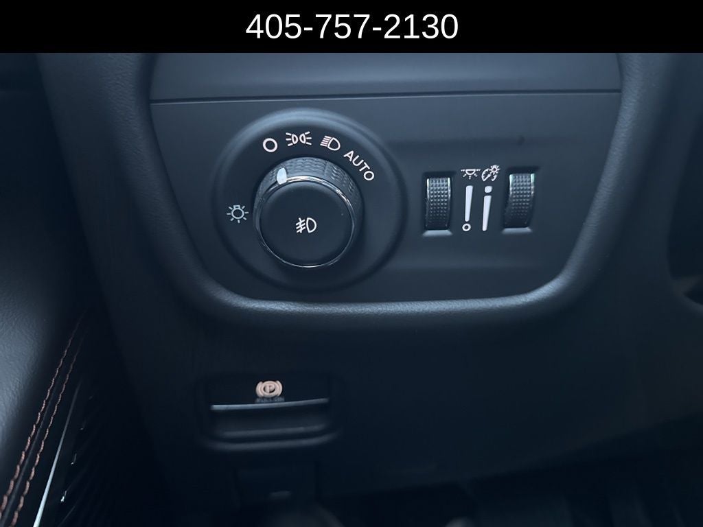 2023 Jeep Grand Cherokee Summit