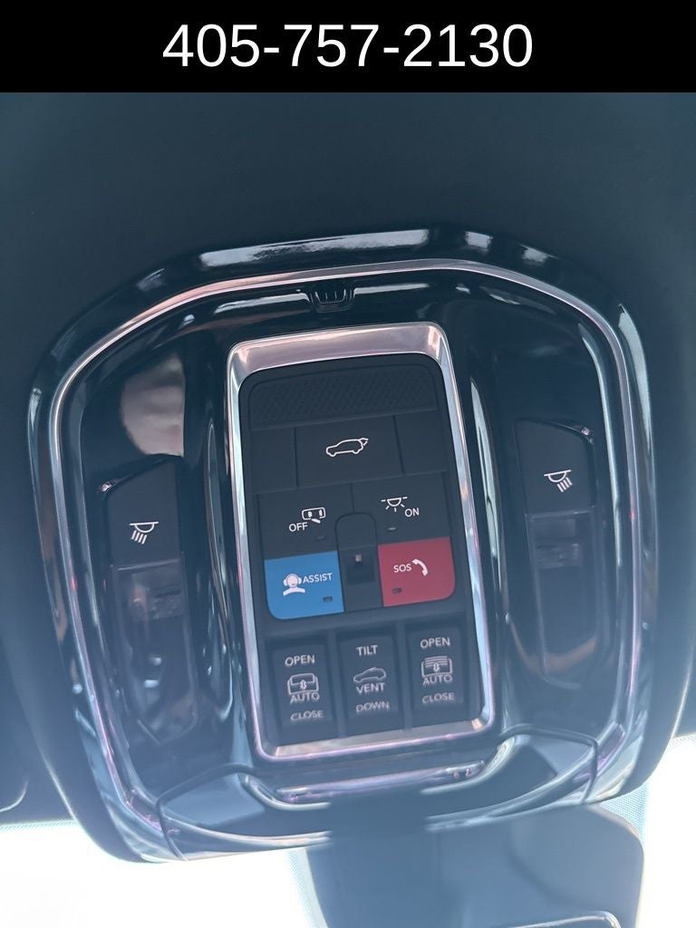 2023 Jeep Grand Cherokee Summit