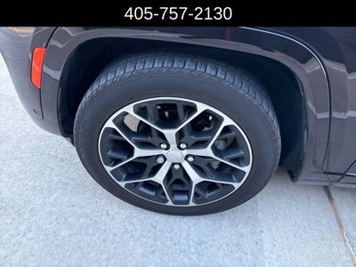 2023 Jeep Grand Cherokee Summit