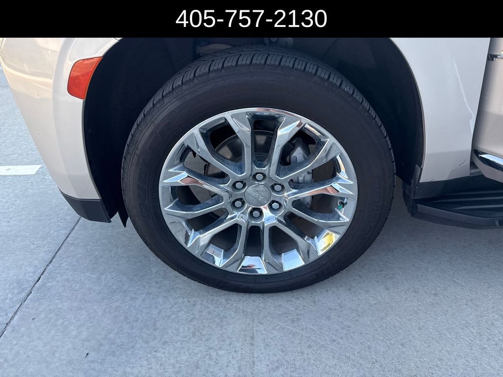 2023 GMC Yukon SLT