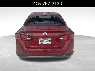 2022 Nissan Altima 2.5 SR