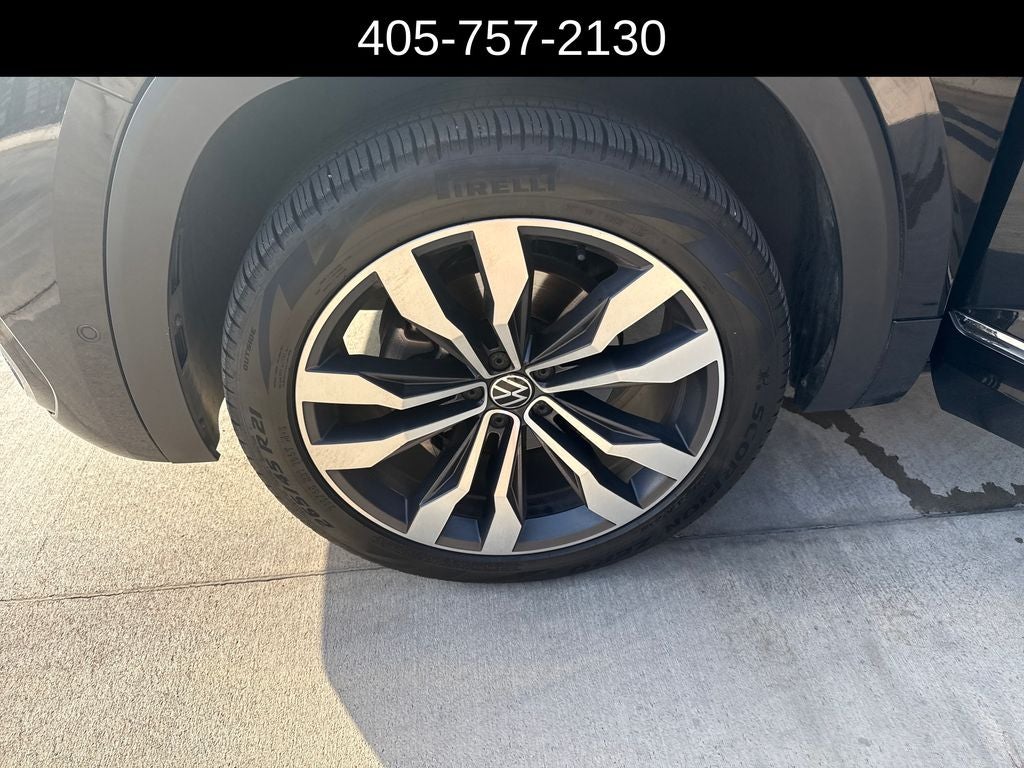 2022 Volkswagen Atlas Cross Sport 3.6L V6 SEL Premium R-Line
