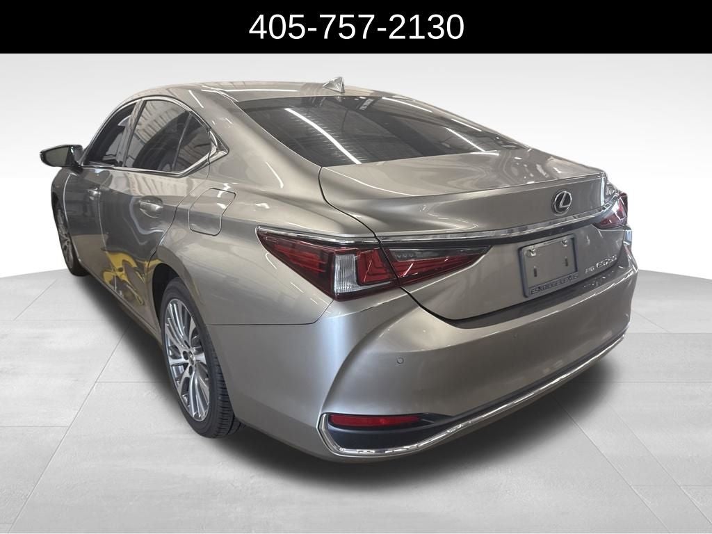 2021 Lexus ES 250