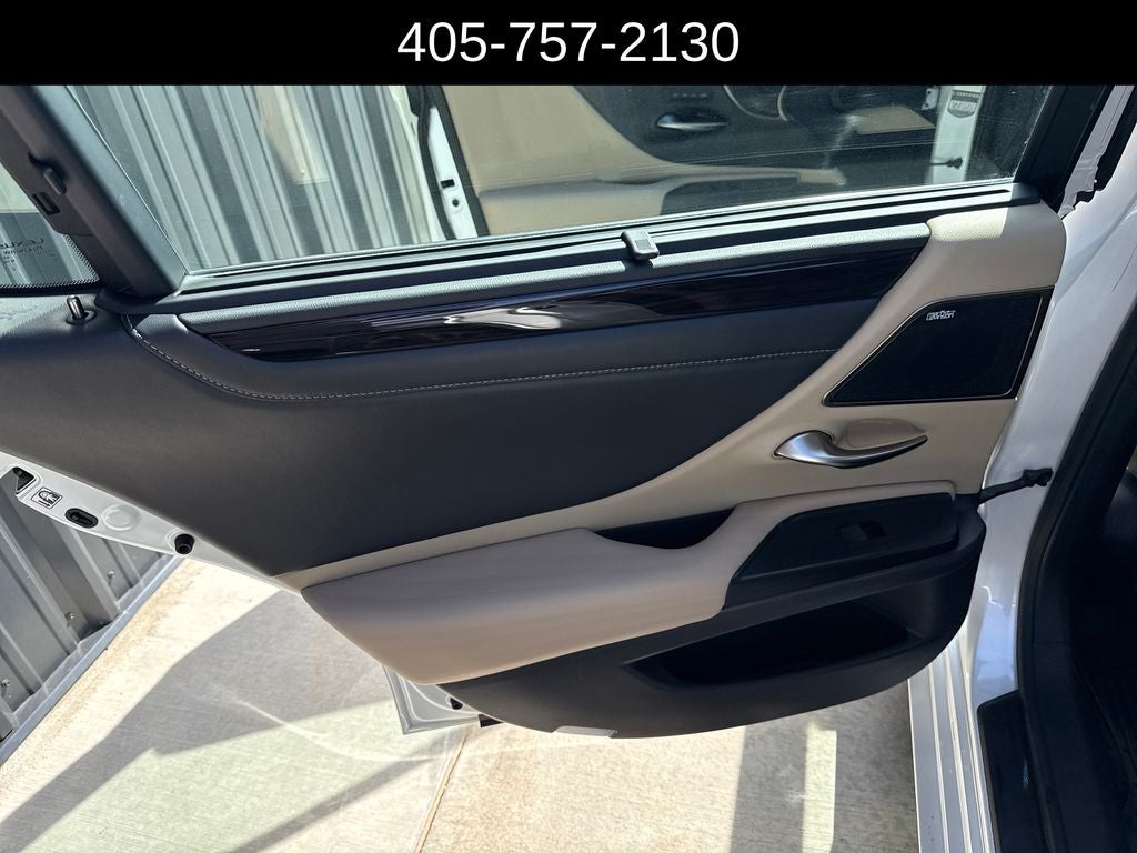 2020 Lexus ES 300h Ultra Luxury