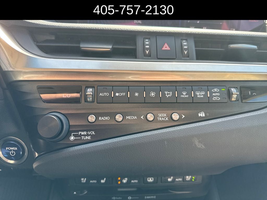 2020 Lexus ES 300h Ultra Luxury