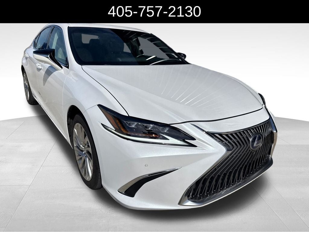 2020 Lexus ES 300h Ultra Luxury
