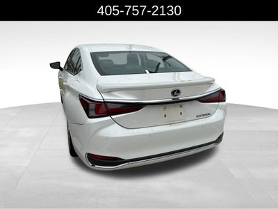 2020 Lexus ES 300h Ultra Luxury