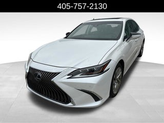 2020 Lexus ES 300h Ultra Luxury