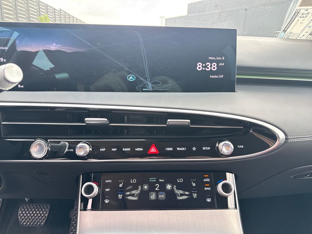 2026 Genesis GV70 2.5T Advanced