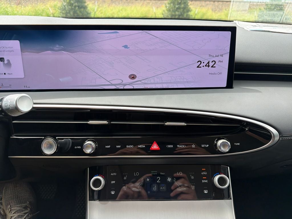 2026 Genesis GV70 2.5T Advanced