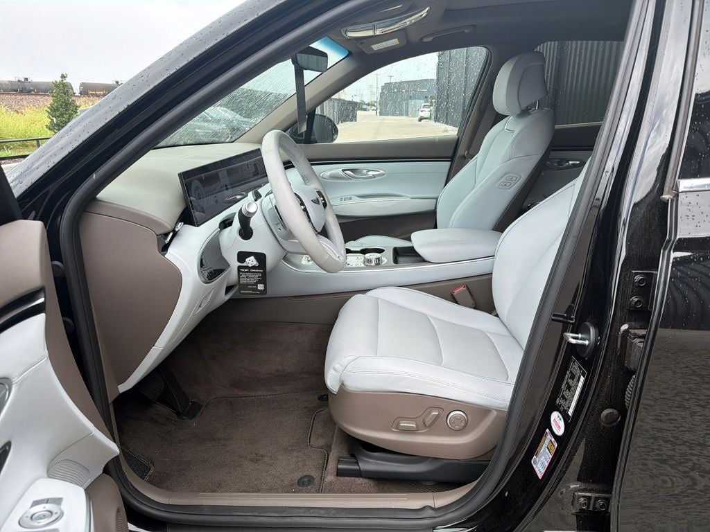 2026 Genesis GV70 2.5T Advanced CERTIFIED