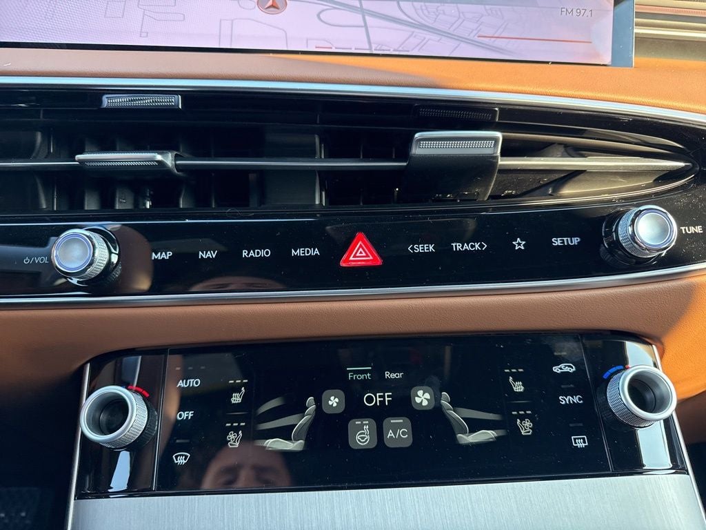 2026 Genesis GV70 2.5T Advanced