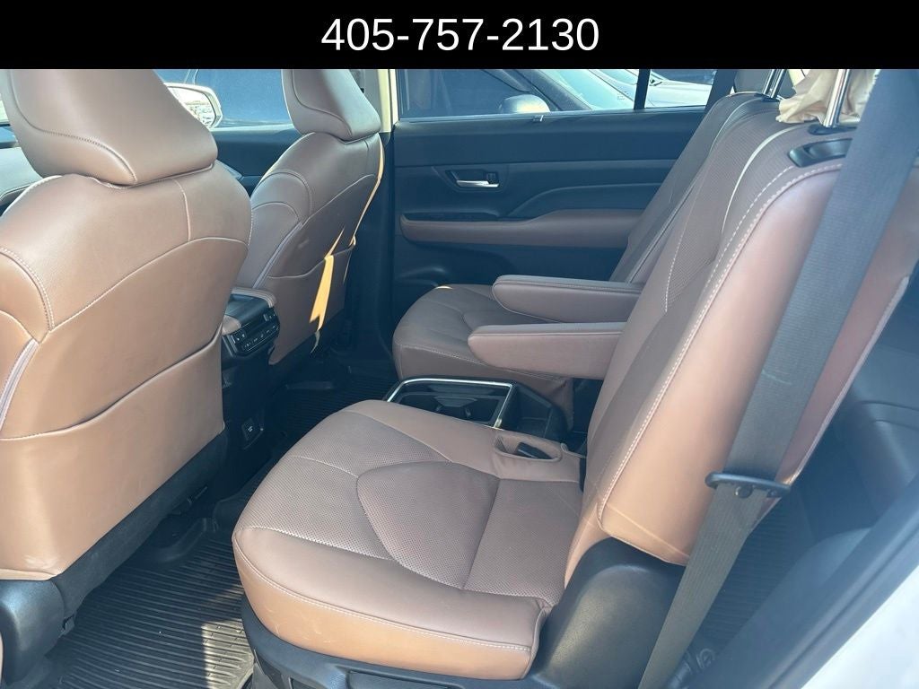 2025 Toyota Grand Highlander Platinum