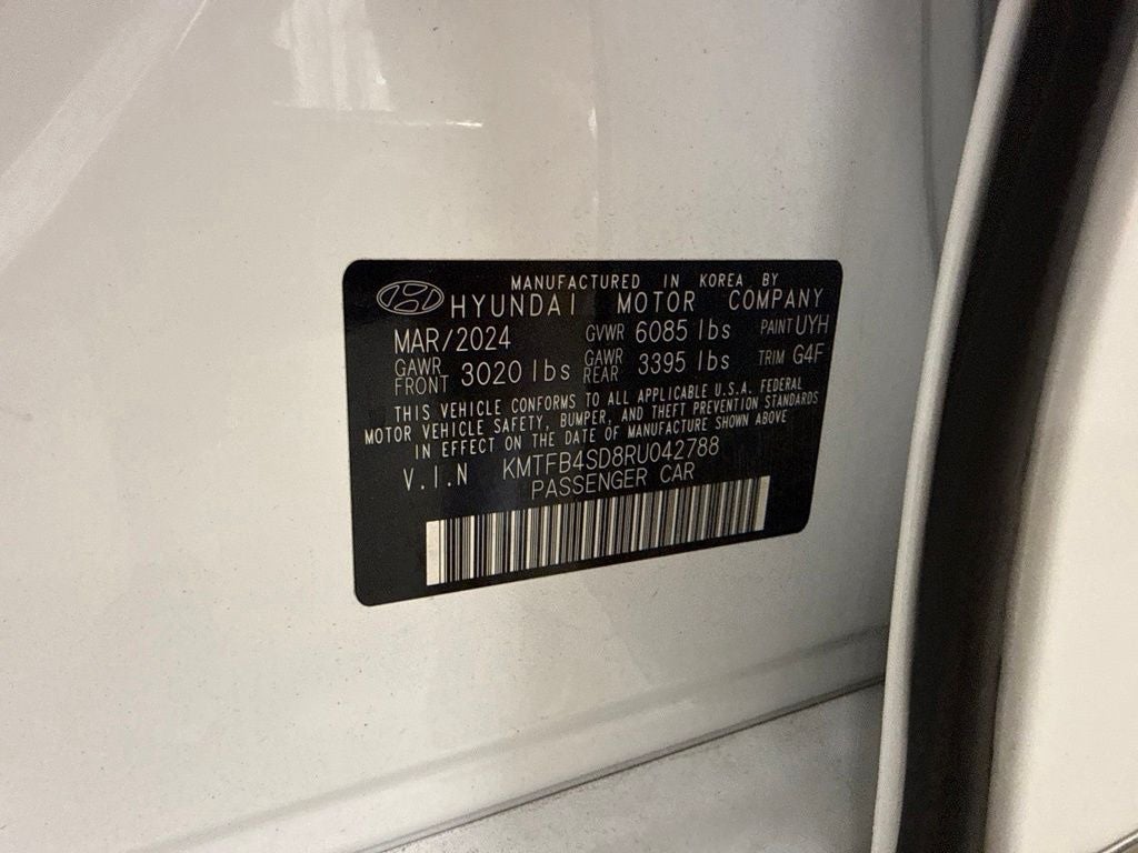 2024 Genesis G90 3.5T CERTIFIED
