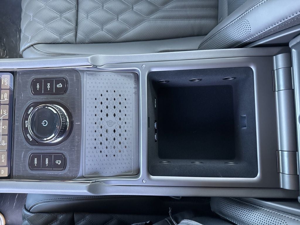 2026 Genesis G90 3.5T e-SC