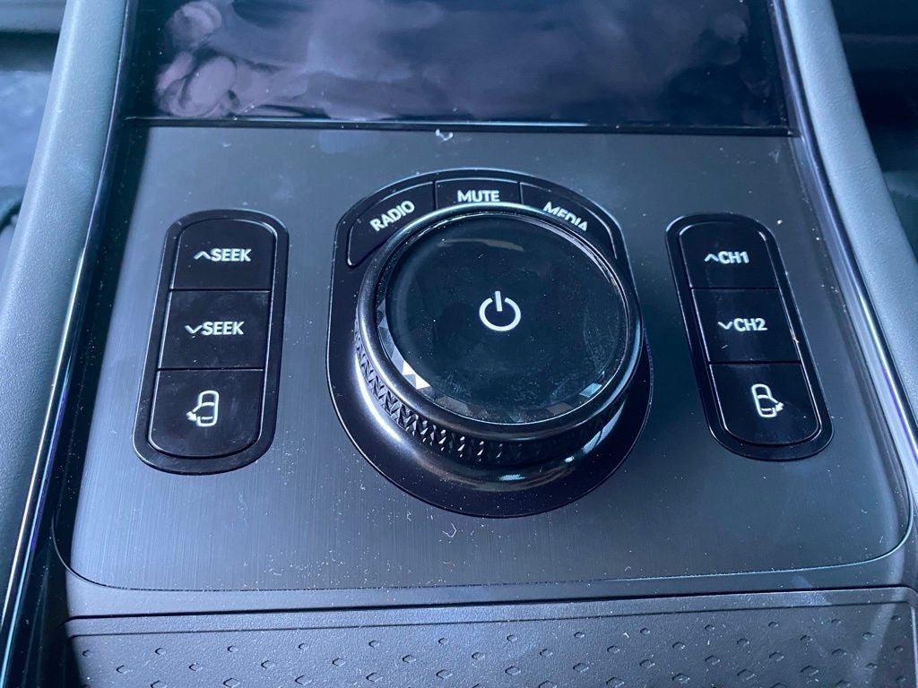 2026 Genesis G90 3.5T e-SC