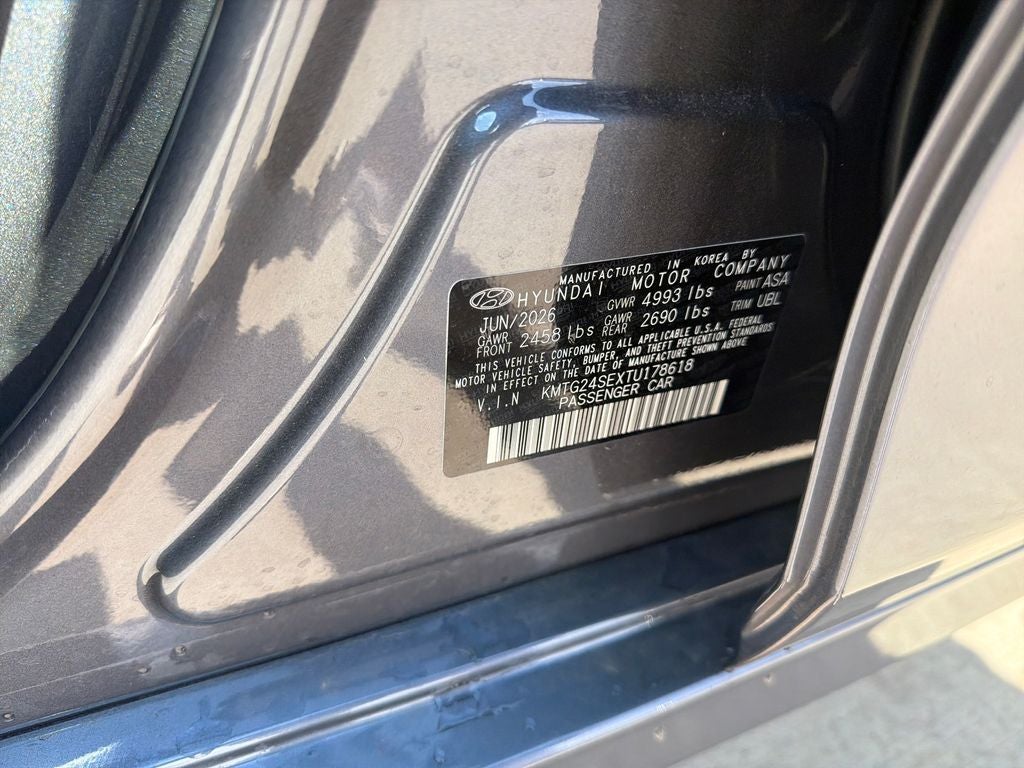 2026 Genesis G70 3.3T Prestige Graphite