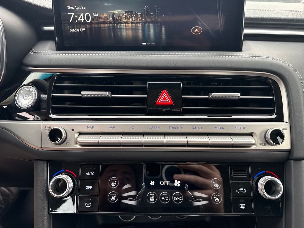 2026 Genesis G70 2.5T Prestige