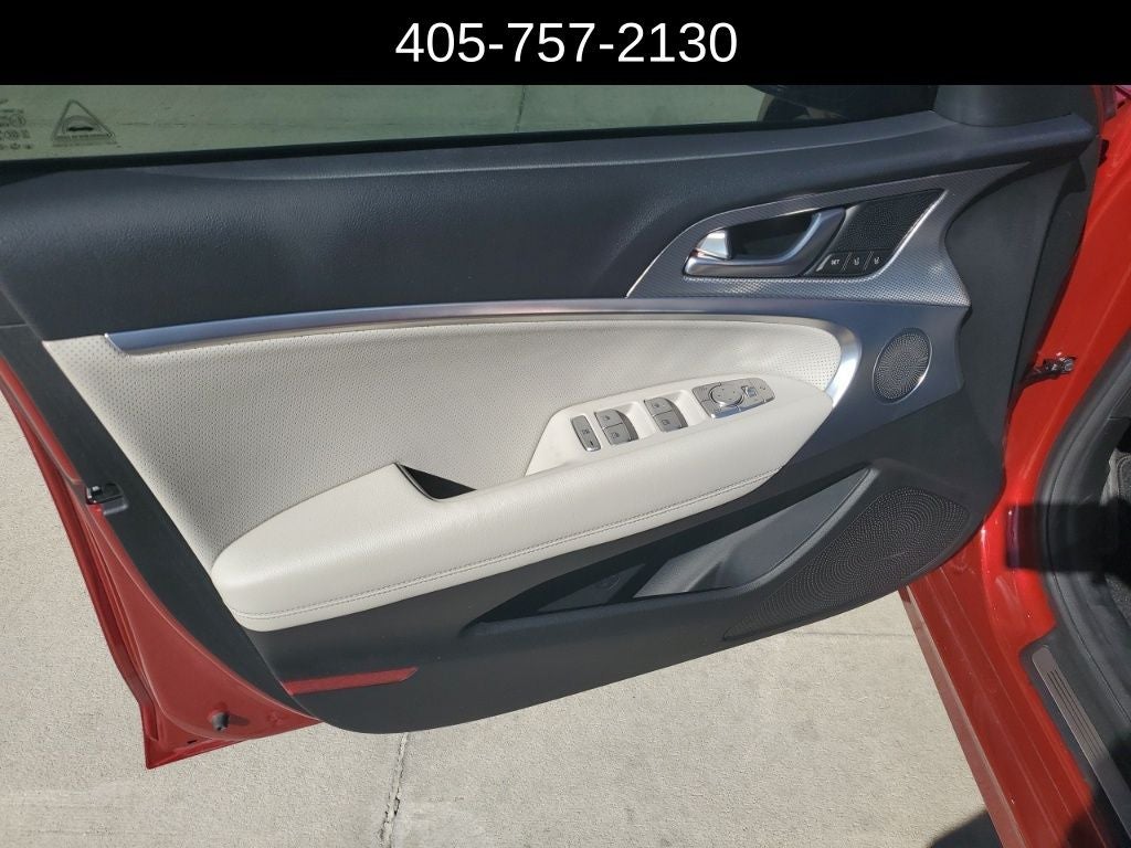 2022 Genesis G70 2.0T