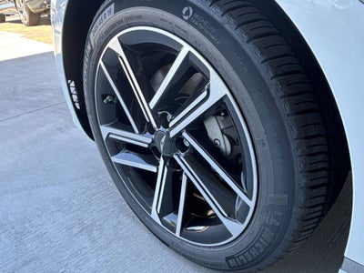 2026 Genesis G80 2.5T