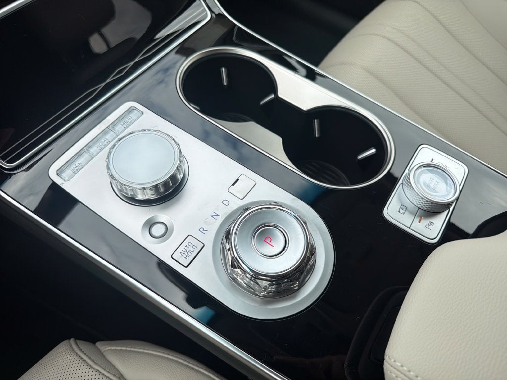 2027 Genesis GV80 2.5T