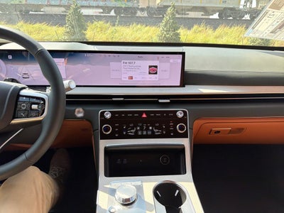 2027 Genesis GV80 2.5T Prestige