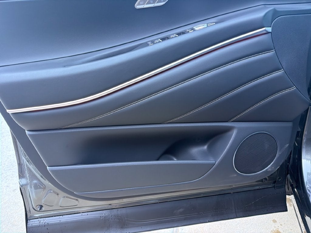 2027 Genesis GV80 2.5T Select