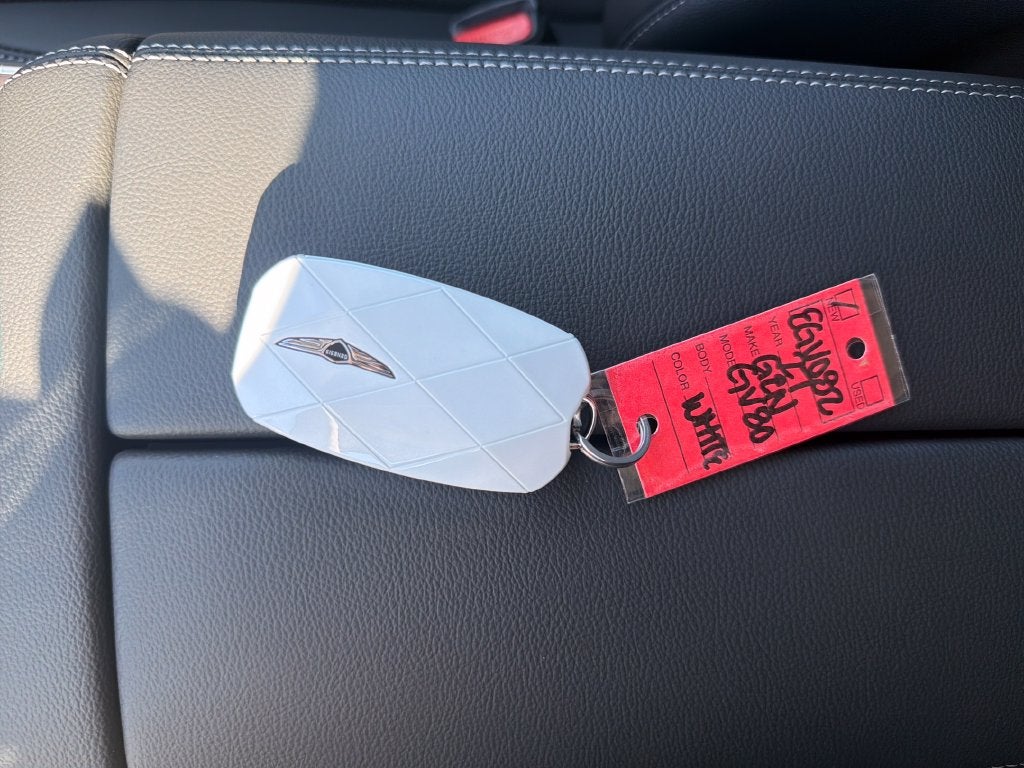 2027 Genesis GV80 2.5T Select