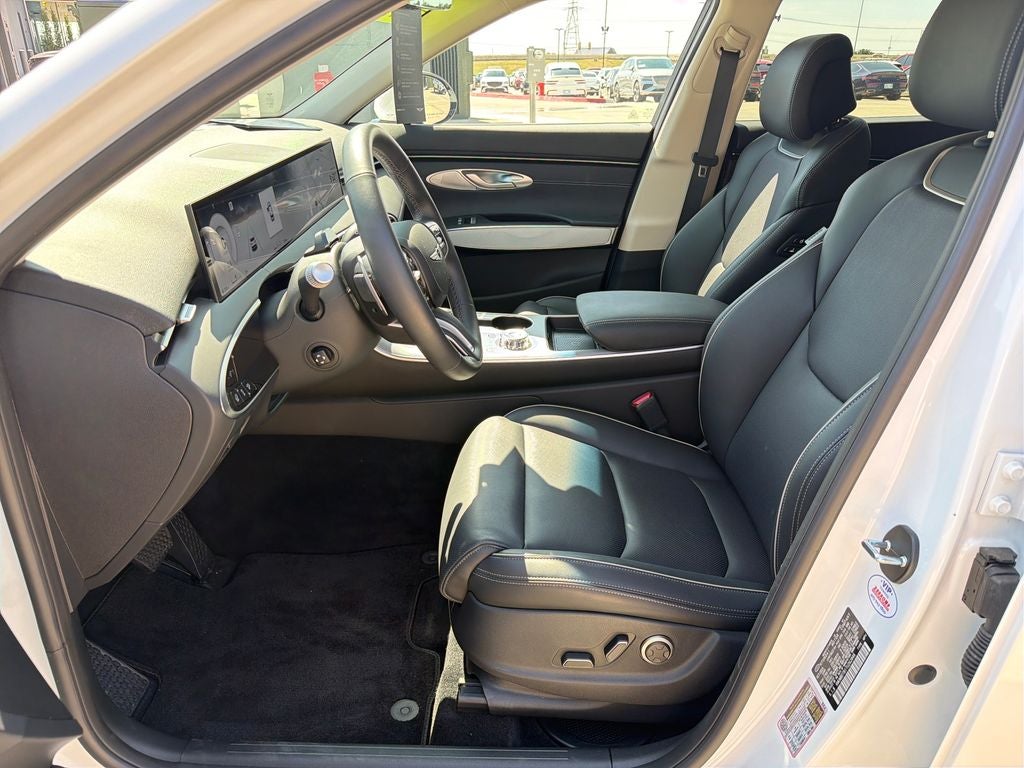 2026 Genesis GV70 2.5T Advanced CERTIFIED