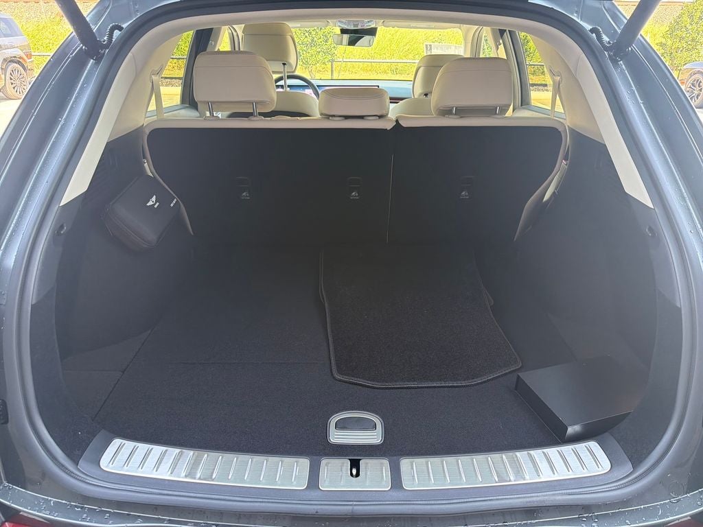 2027 Genesis GV70 2.5T Select