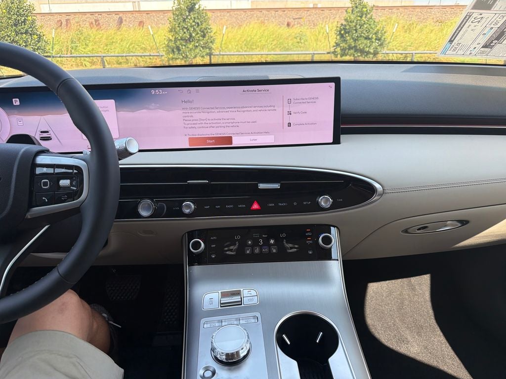2027 Genesis GV70 2.5T Select