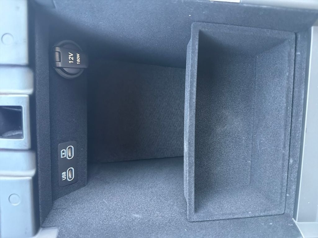 2027 Genesis GV70 2.5T Select