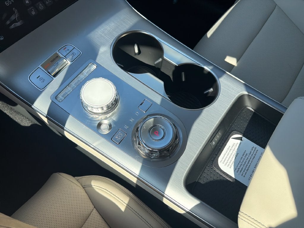 2027 Genesis GV70 2.5T Select