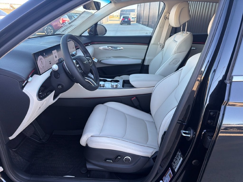 2027 Genesis GV70 2.5T Advanced