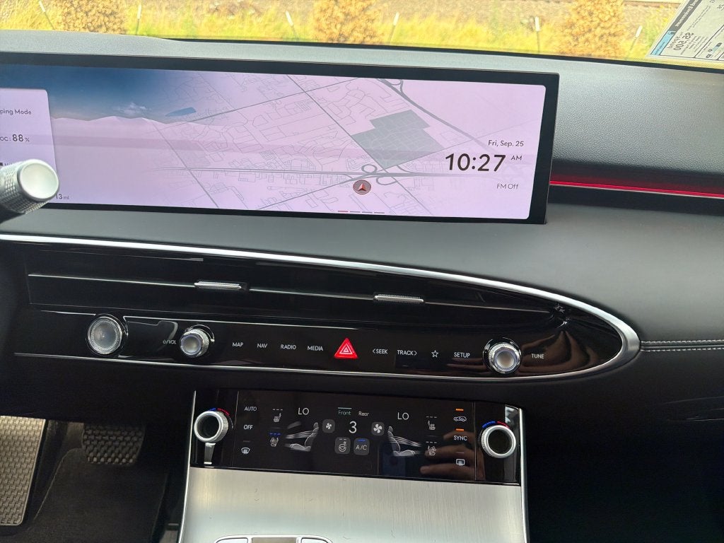 2027 Genesis GV70 2.5T Advanced