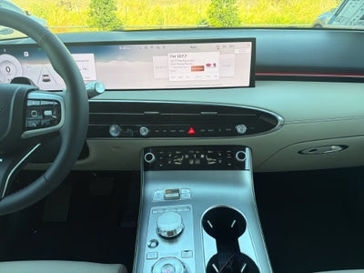 2027 Genesis GV70 2.5T Advanced