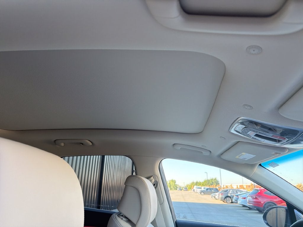 2027 Genesis GV70 2.5T Advanced