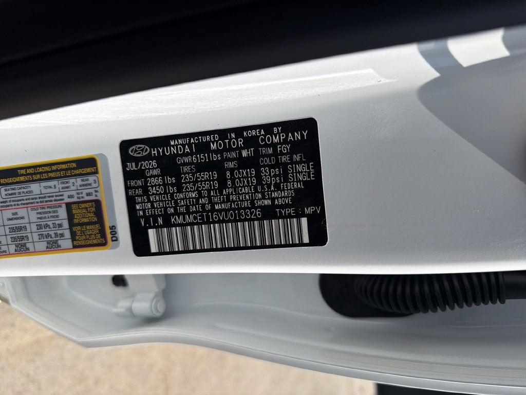 2027 Genesis Electrified GV70 Standard
