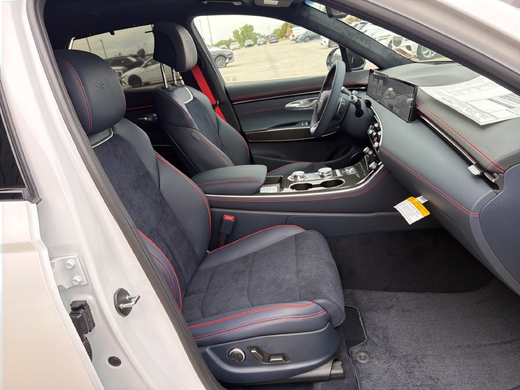 2027 Genesis GV70 3.5T Prestige Graphite