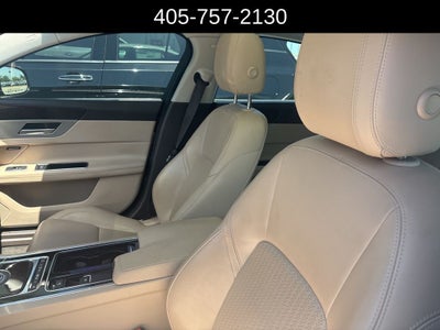 2017 Jaguar XF 35t Prestige