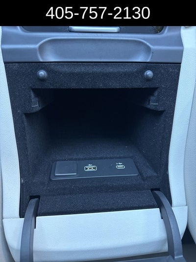 2024 Jaguar XF R-Dynamic SE