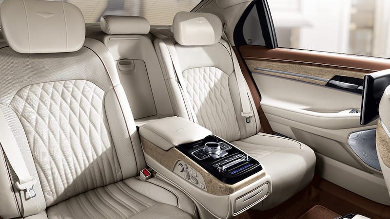2021 Genesis G90 luxury sedan