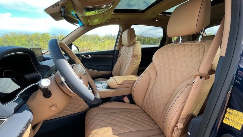 2023 Genesis GV80 luxury SUV receives minimal updates, keeping the loved features.
